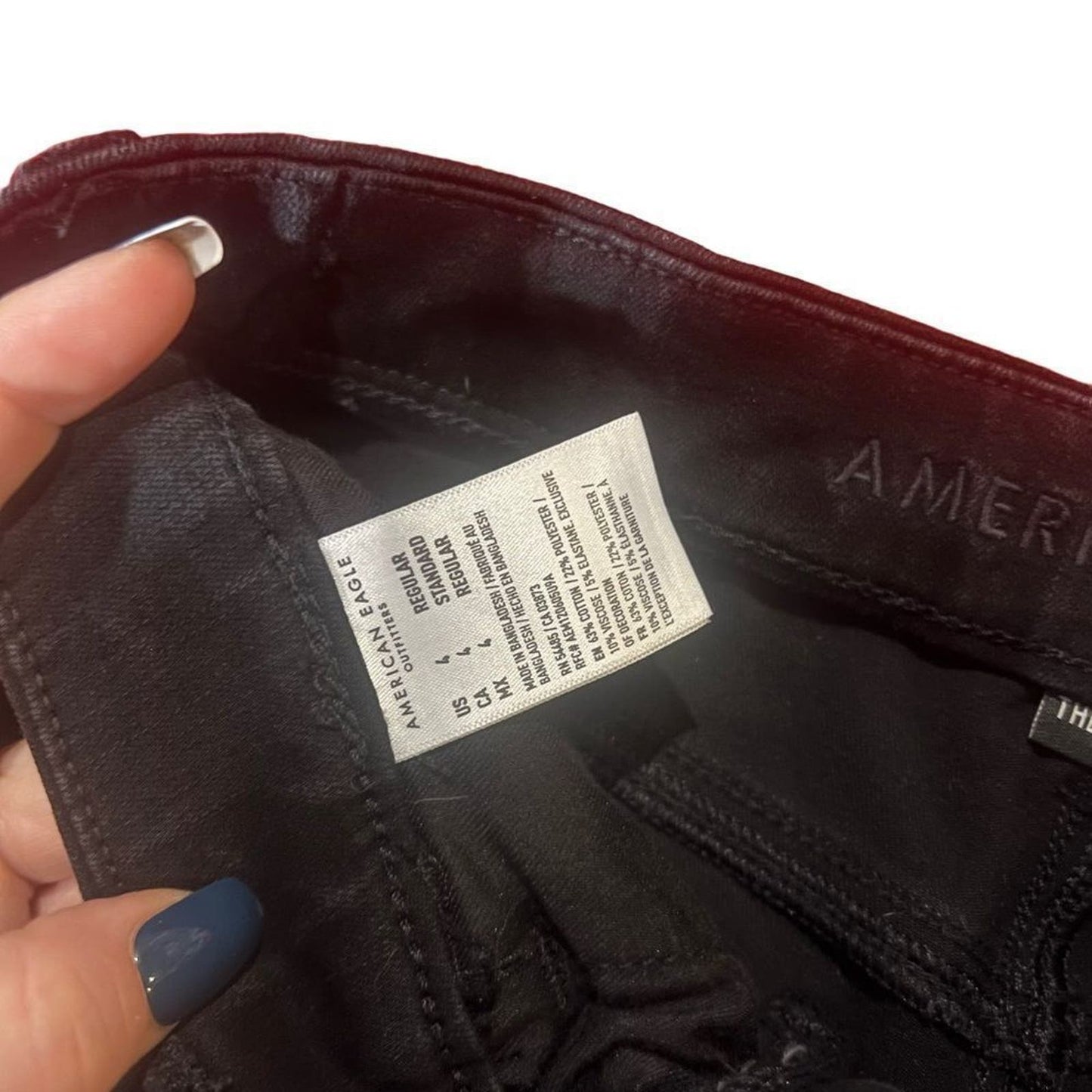 American Eagle "The Dream Jean" Curvy Super Hi- Rise Distressed Black Jegging 4