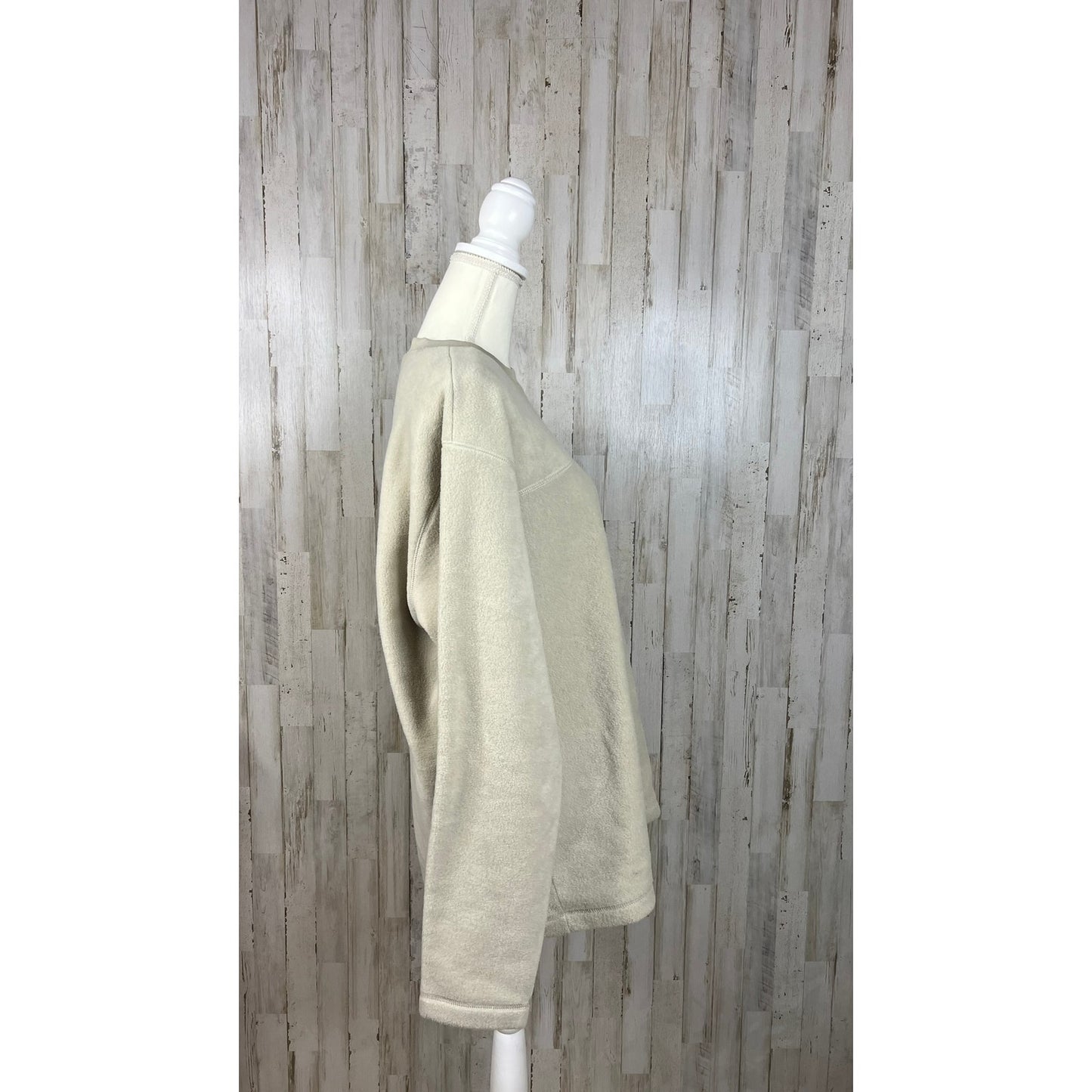 Levi's Men's Large Red Tab Beige Pullover Long Sleeve Cozy Crewneck Sweatshirt
