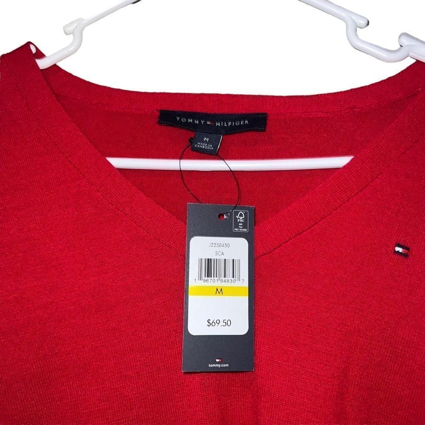 NWT Tommy Hilfiger Red V Neck Sweater Size Medium