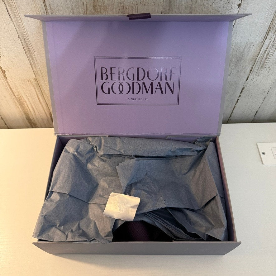Bergdorf Goodman Gift Box Gray Hinged Magnetic Lid Tissue Paper 12 in