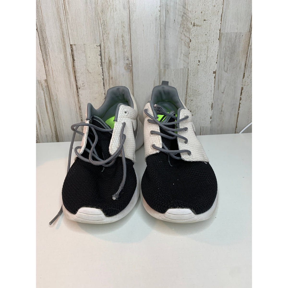Nike Roshe G Spikeless Golf Shoes Women's US 9.5 Pure Platinum Black White