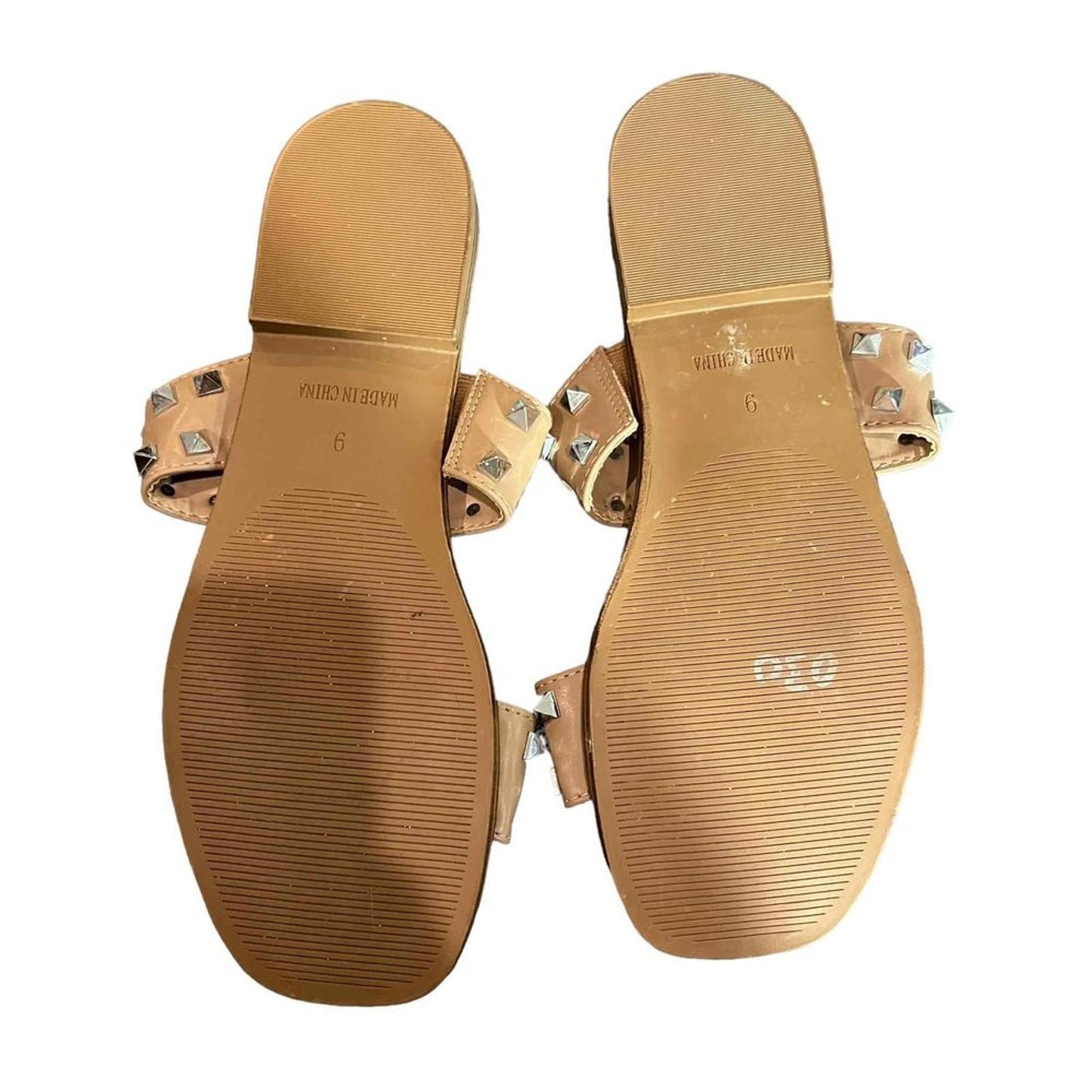 Steve Madden Skyler Tan/Beige Studded Design Slide Sandals Size US 9