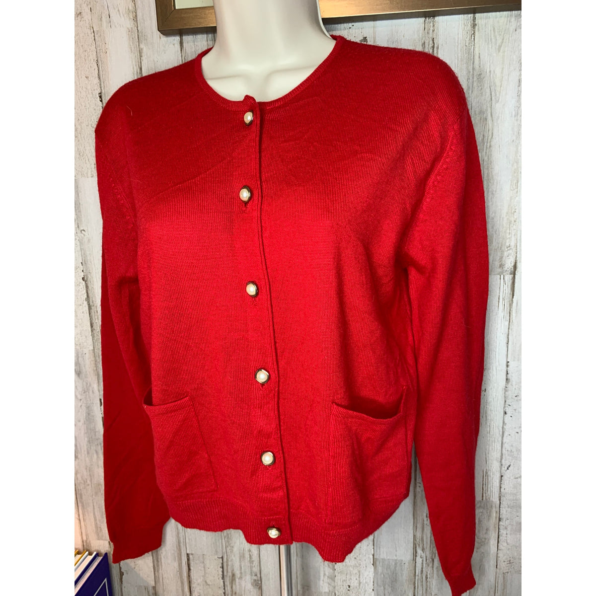 Eagle’s Eye Cardigan Sweater Womens Medium Red Pearl Button Front Pockets