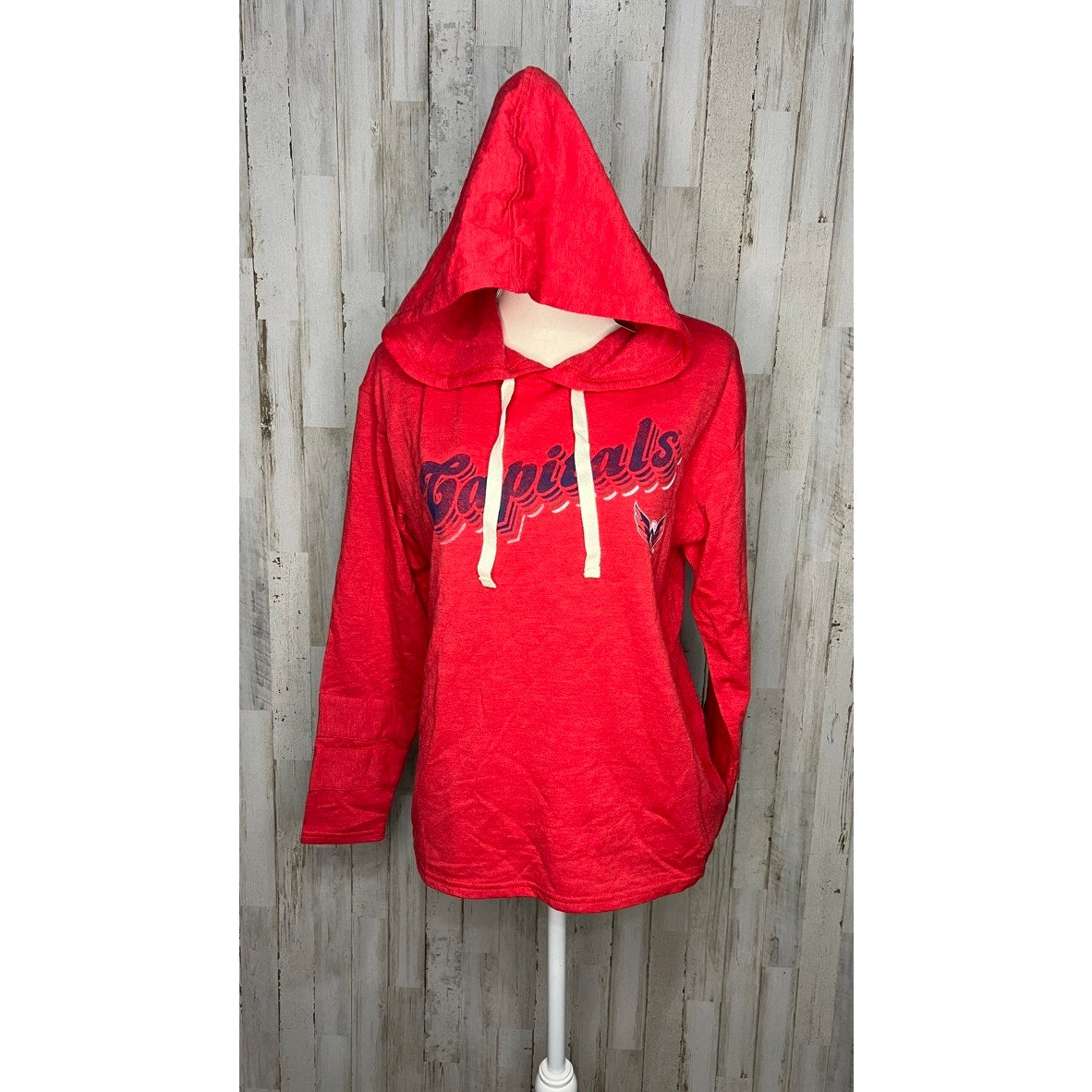 NWT NHL Women's Washington Capitals Red Pullover Hoodie Size Medium