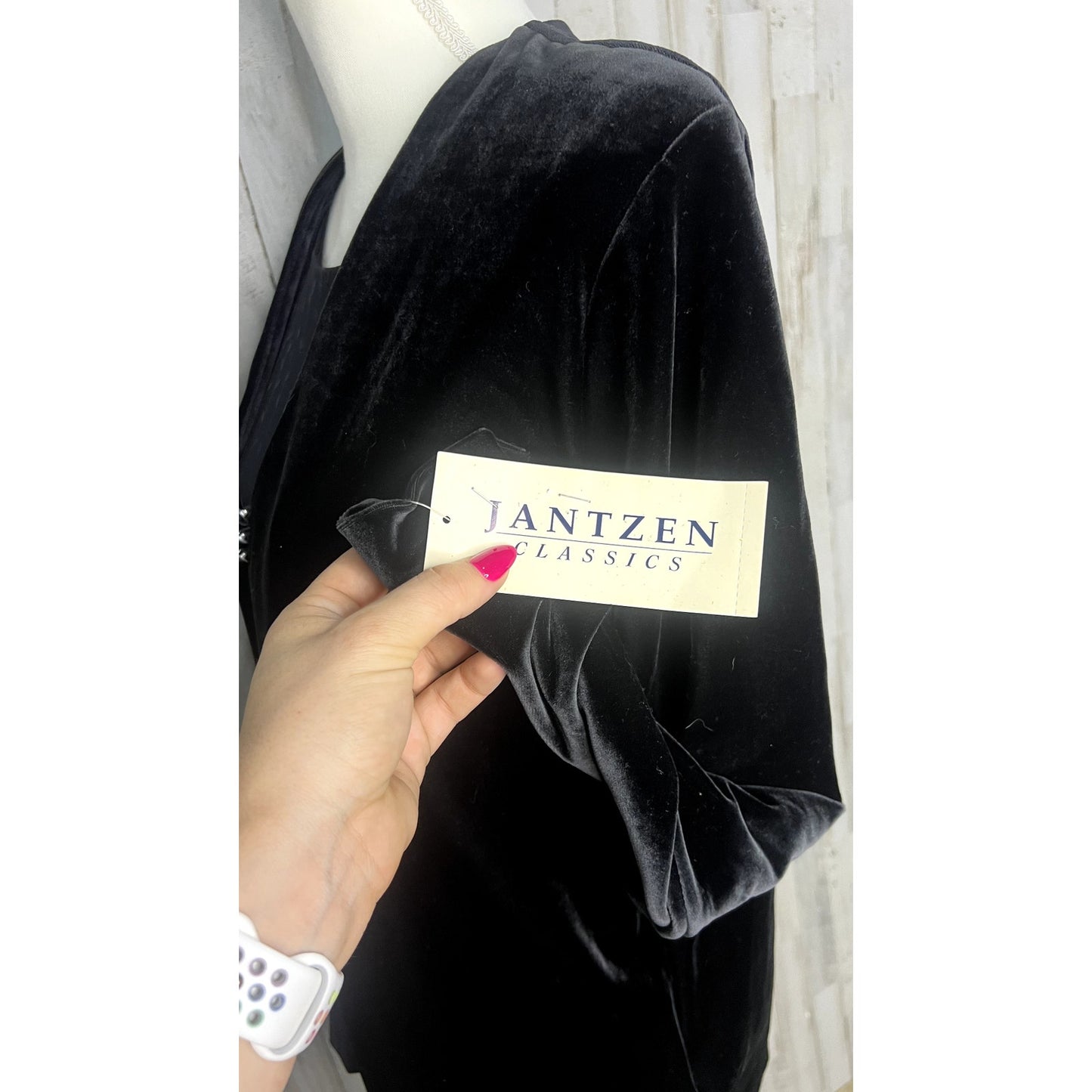 NWT Jantzen Classics Women's Medium Black Velour Blouse & Jacket Set