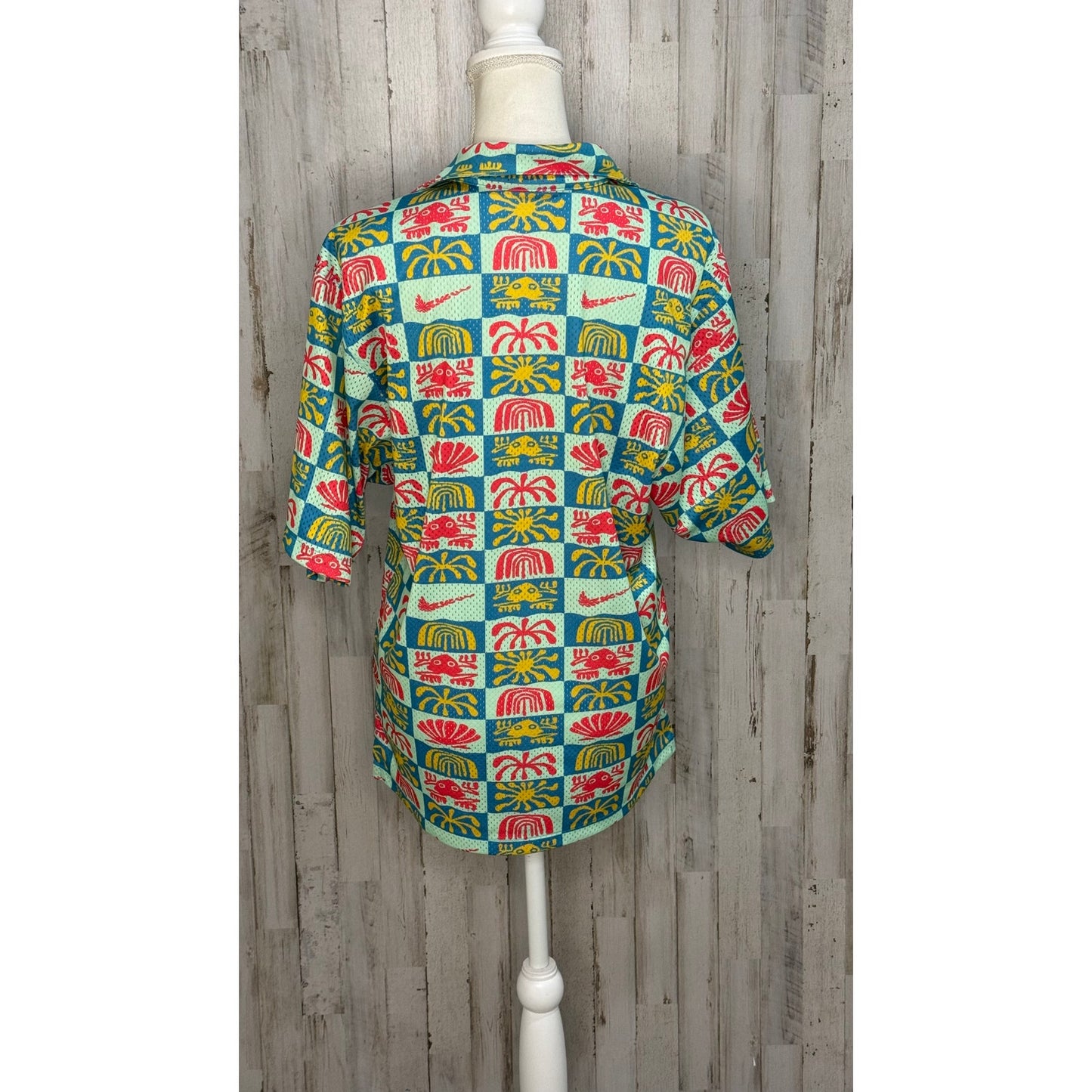 Nike Mesh Button-Up Hawaiian Resort Camp Shirt Men's Small DRI-FIT