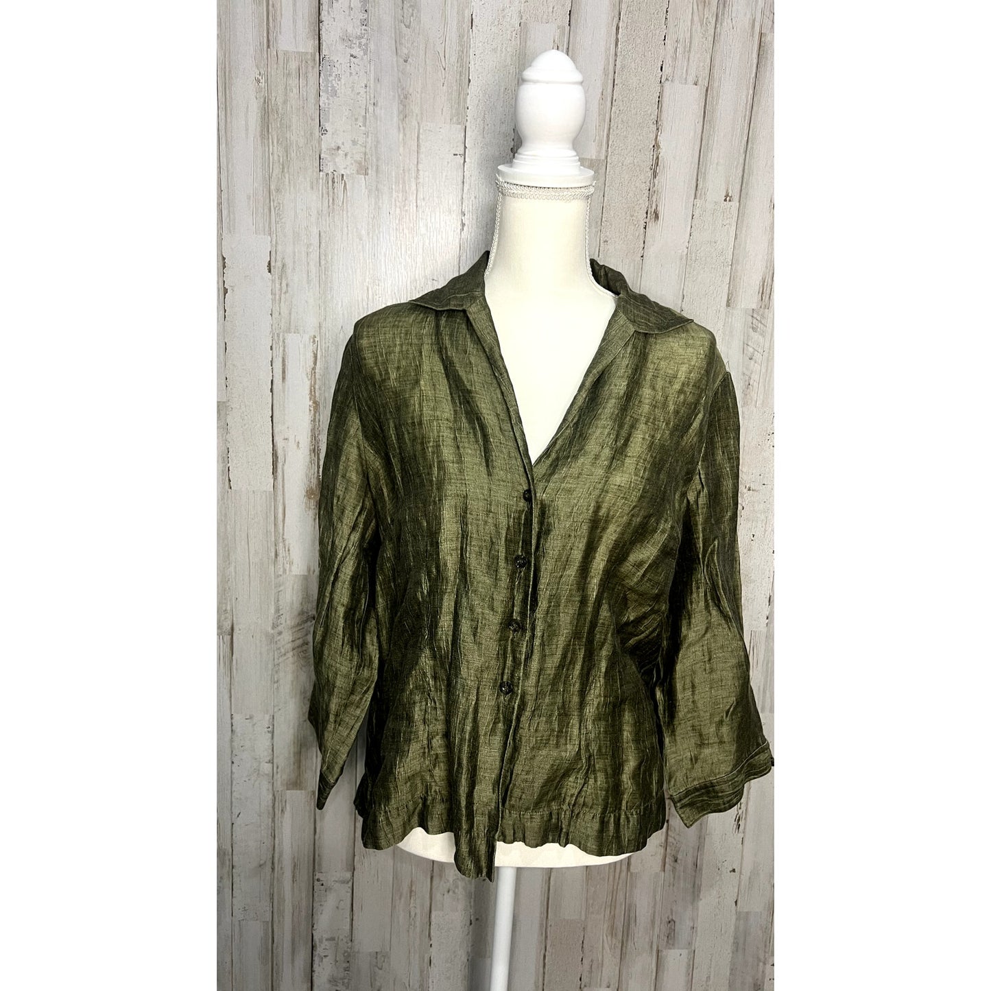 Jones New York Women's Size 12 Green Collared Long Sleeve Blouse