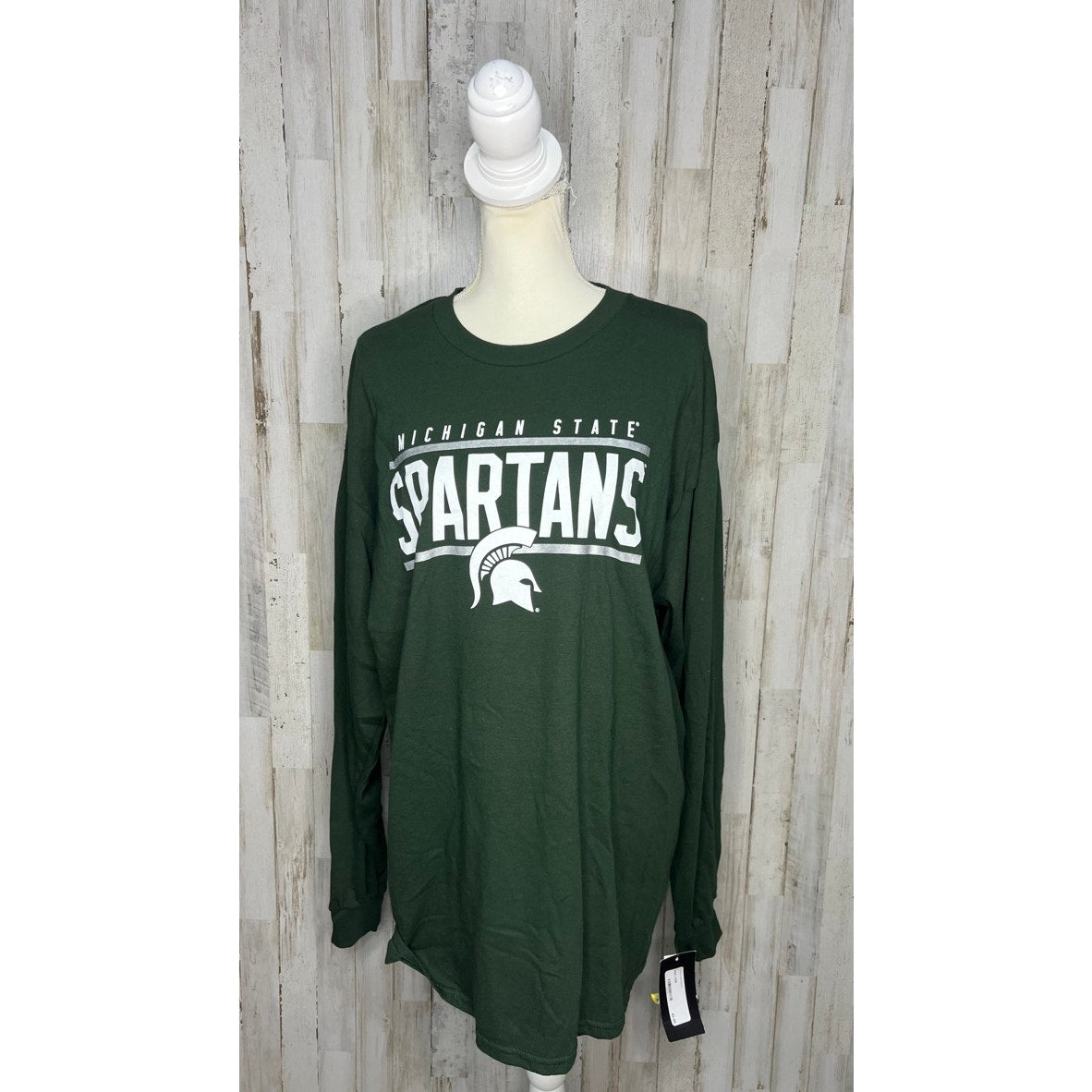 NWT Captivating Michigan State Spartans Women's XL Green Long Sleeve T-Shirt