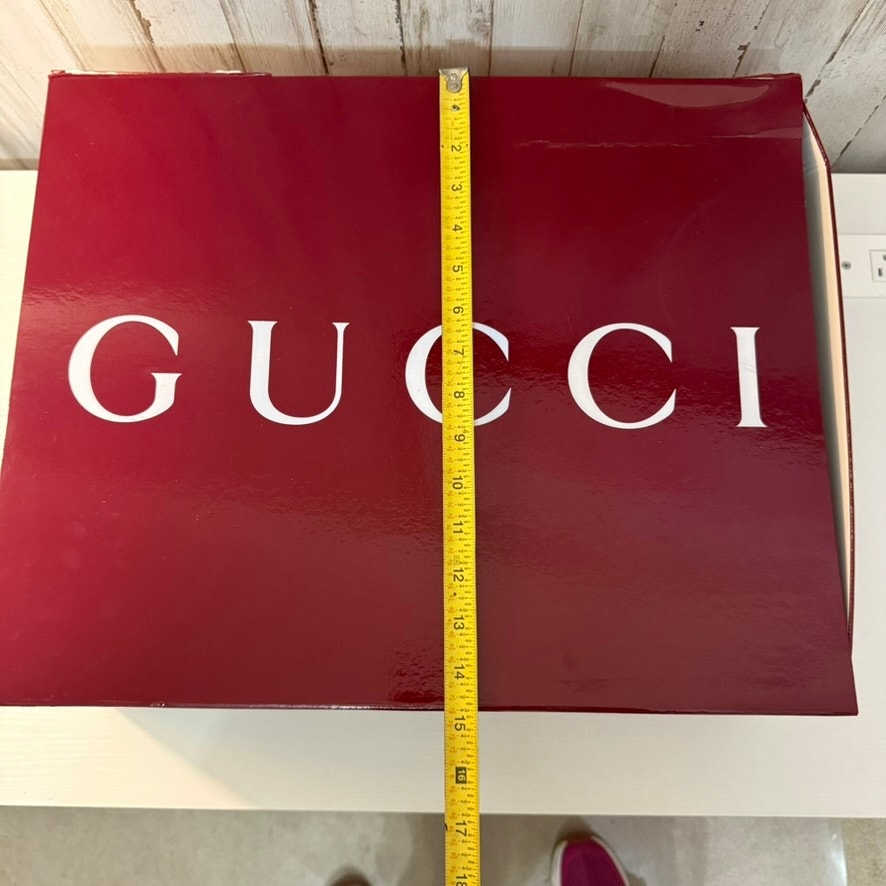 Gucci Large Red Glossy Gift Box White Logo Rigid Display 18x15x6 DAMAGED