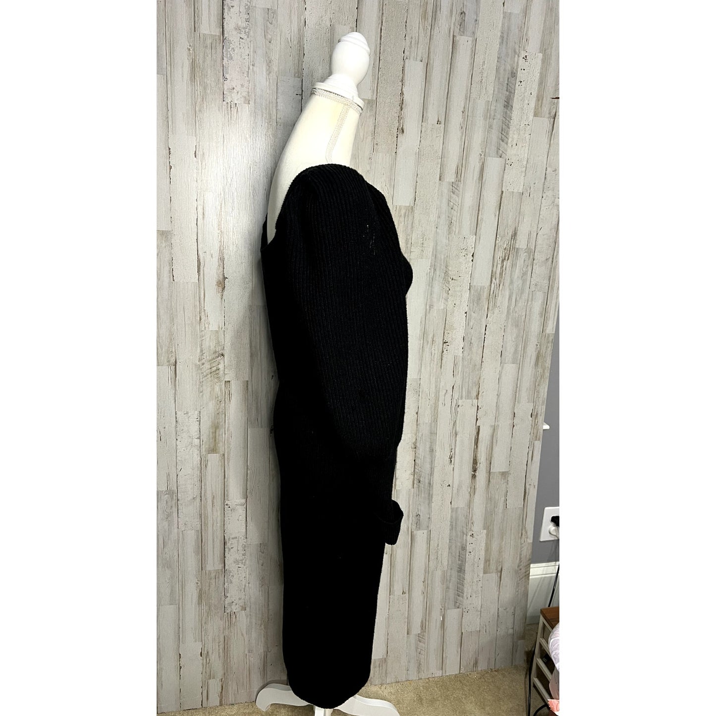 ASTR The Label Women's Black Ribbed Knit Bodycon Midi Dress Size Medium