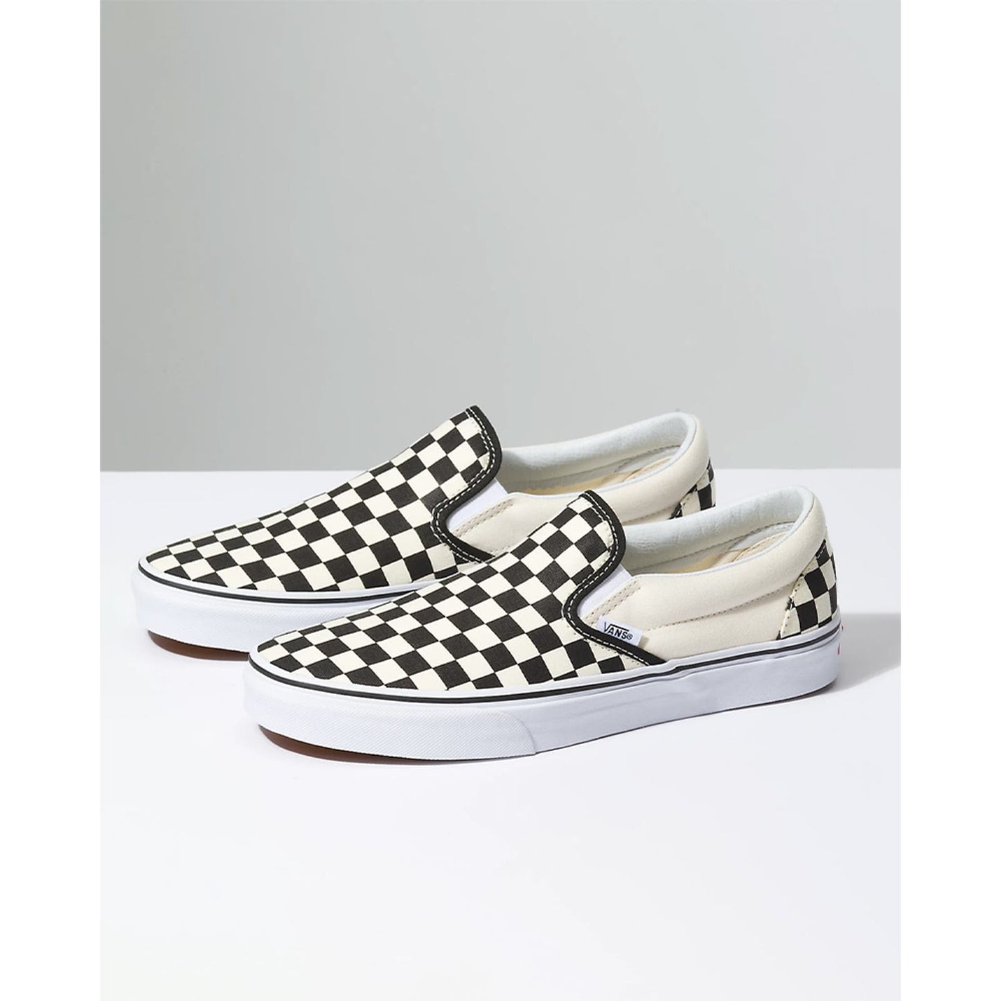 Vans Classic Checkerboard Slip-on Unisex Black/White Canvas Sneakers M6.5/W8