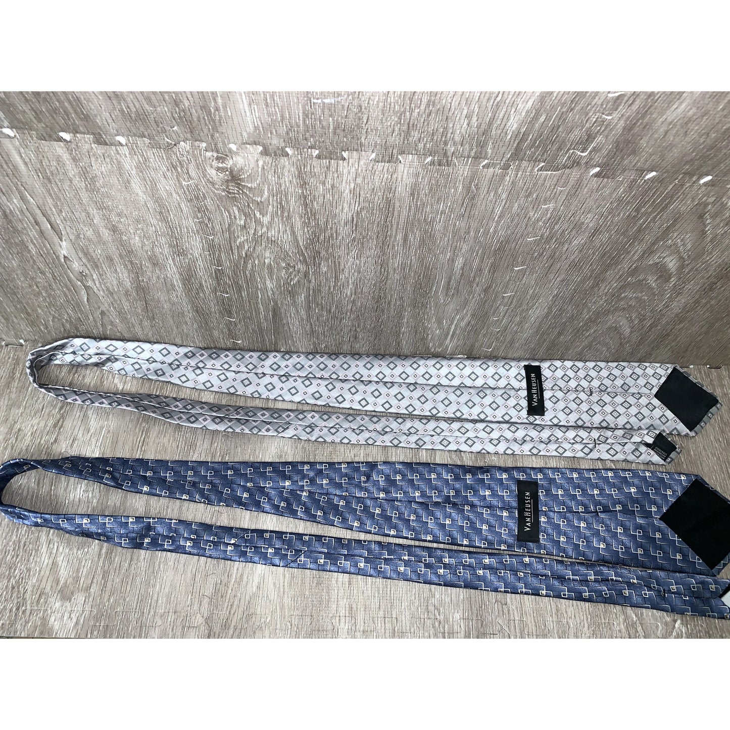 Van Heusen Men's Silk Ties Set of 3 Geometric Designer Multicolor