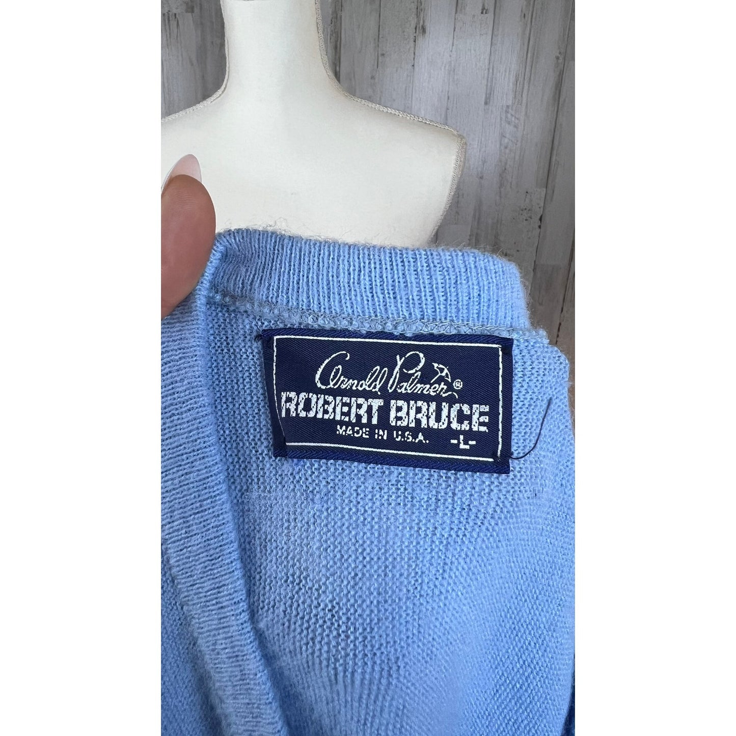 Vintage Arnold Palmer Robert Bruce Men's Large Light Blue V-Neck Sweater