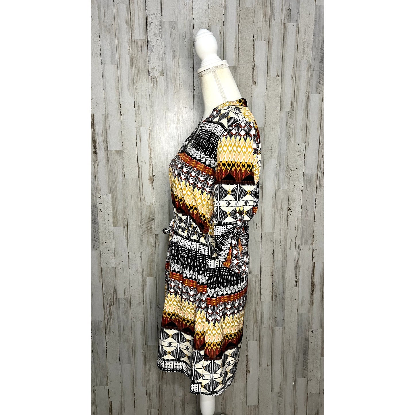 BeBop Women's Multicolor Geometric Knee Length Dress Size Small Boho Casual