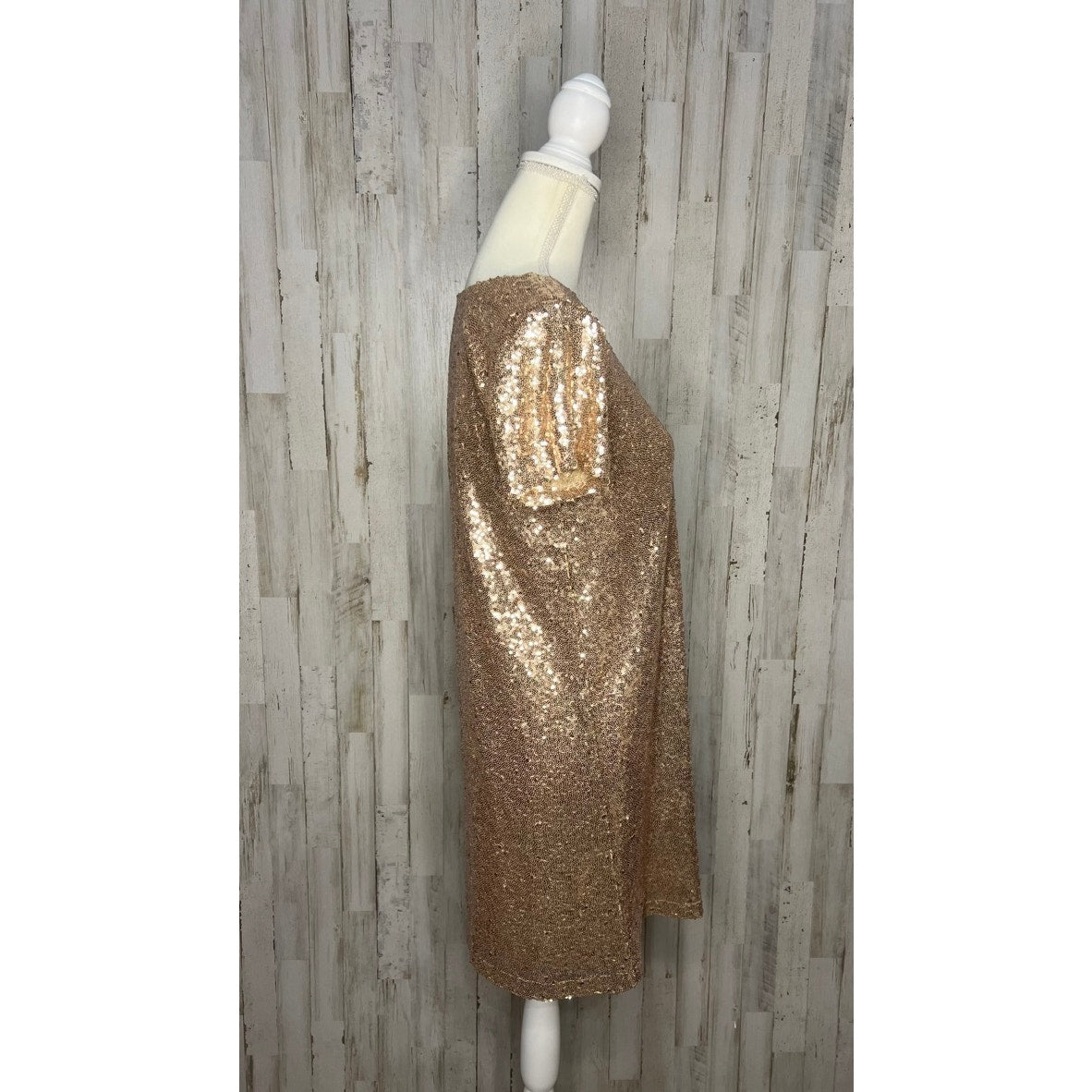 Lulu's Women's Gold Sequin Shift Dress Short Sleeve Party Size Small