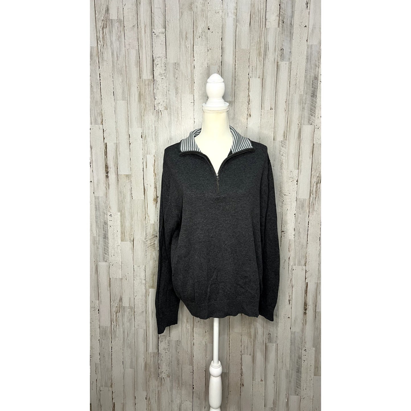 Banana Republic Men's Large Gray Quarter-Zip Pullover Sweater