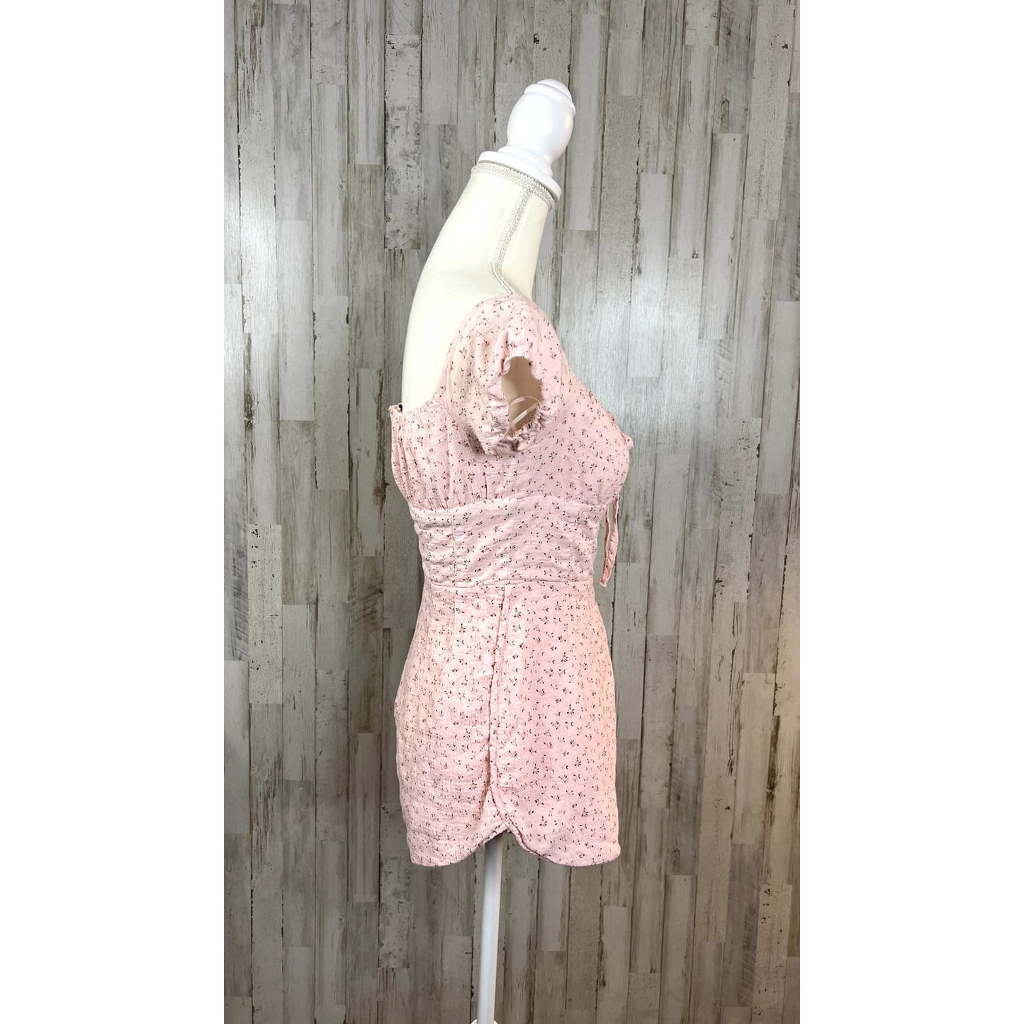Princess Polly Pink Milkmaid Rouched Romper Women's Size 4 Short Sleeve Floral