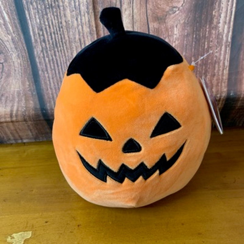 NWT Squishmallows Paige Pumpkin Jack-O-Lantern Plush 7 in w/ Tag