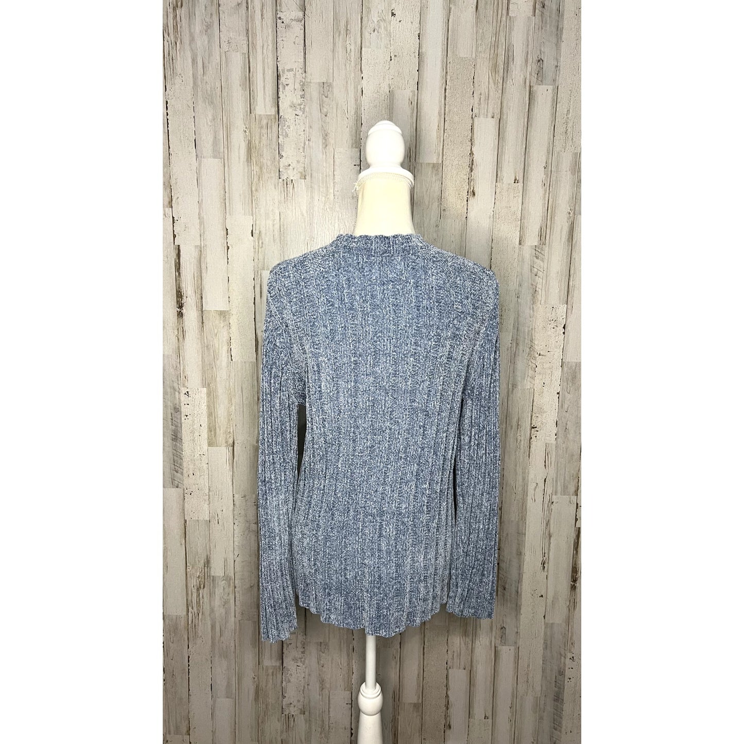 Casual Corner Annex Women's Medium Blue Knit Pullover Sweater V-Neck Long Sleeve