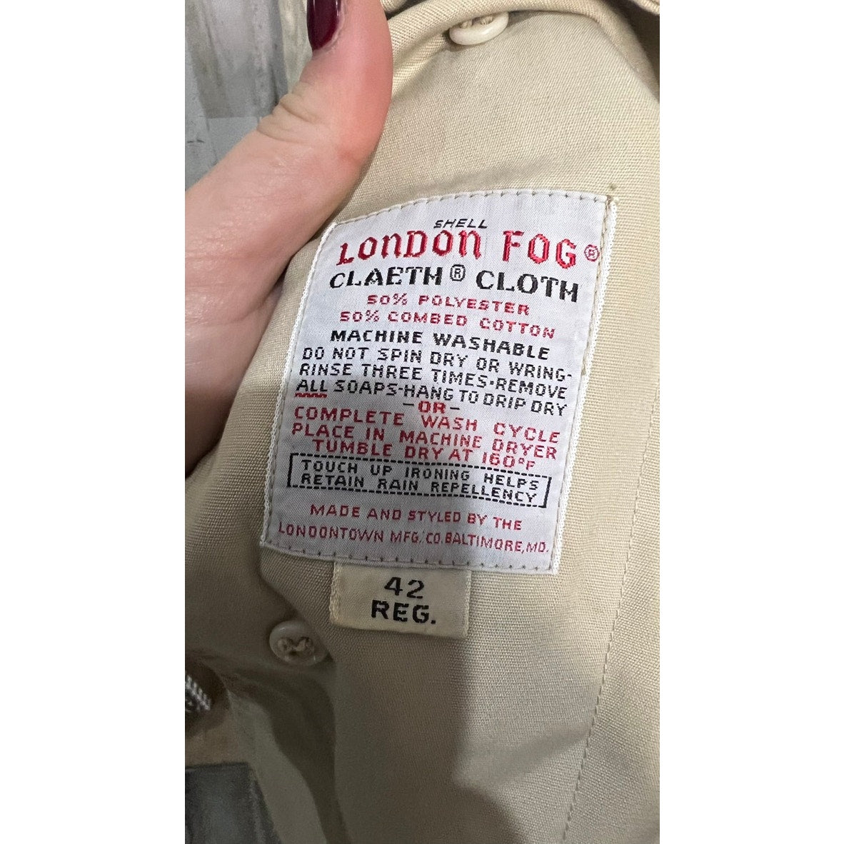 Vintage London Fog Men's Trench Coat Tan Size 42 Classic Button Front