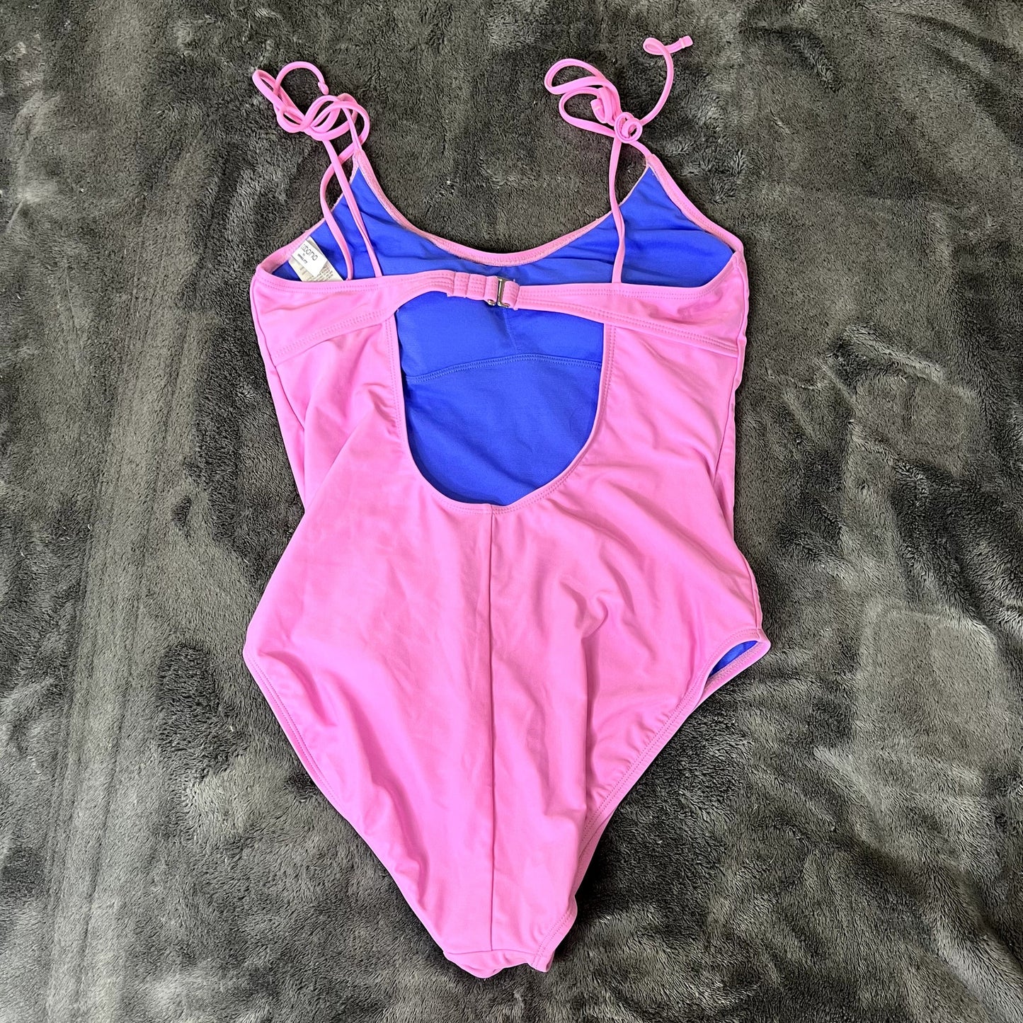 Crown & Ivy Women's Large One Piece Swimsuit Pink Adjustable Straps Scoop Neck