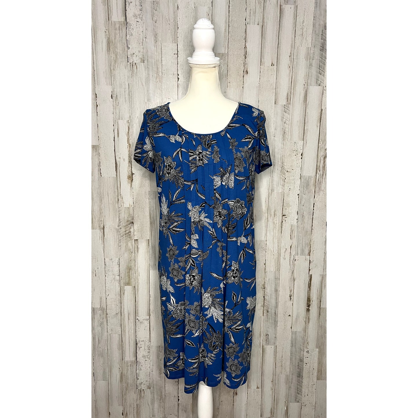 J. Jill Women's Petite Small Blue Floral Knee Length Short Sleeve Casual Dress