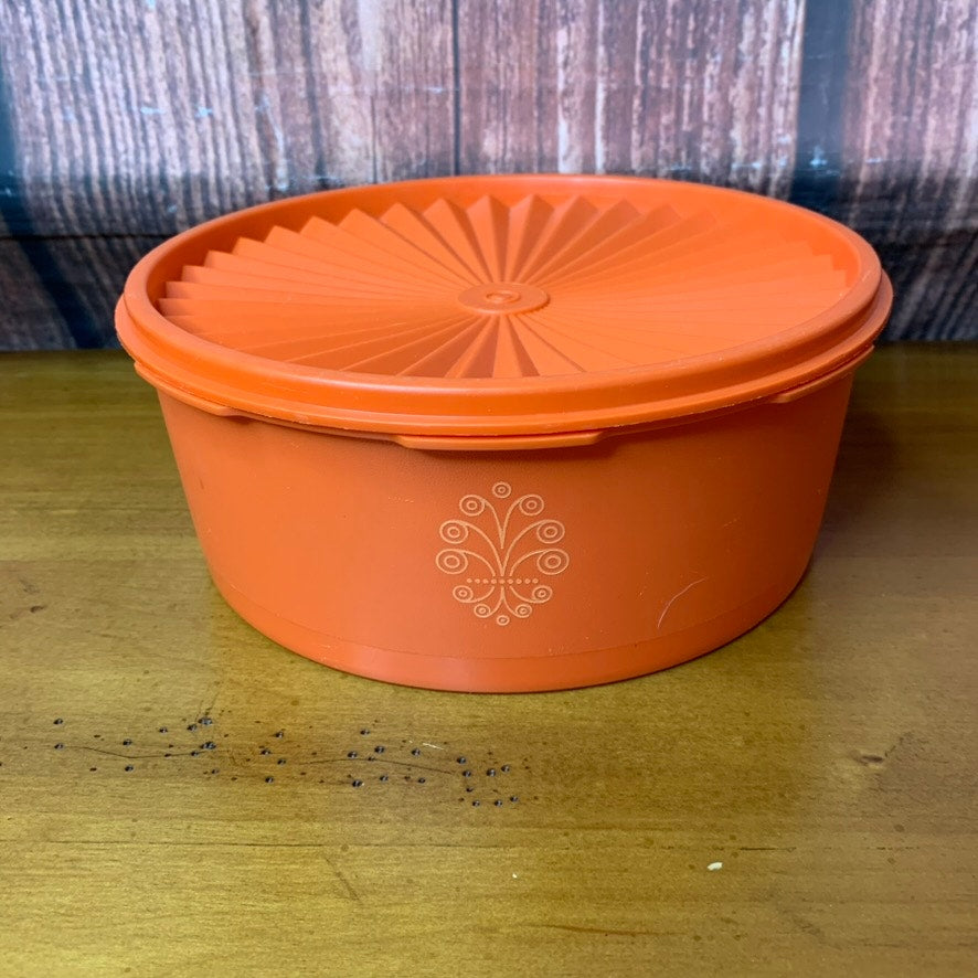 Vintage Tupperware Servalier Round Orange w/ Lid Medium
