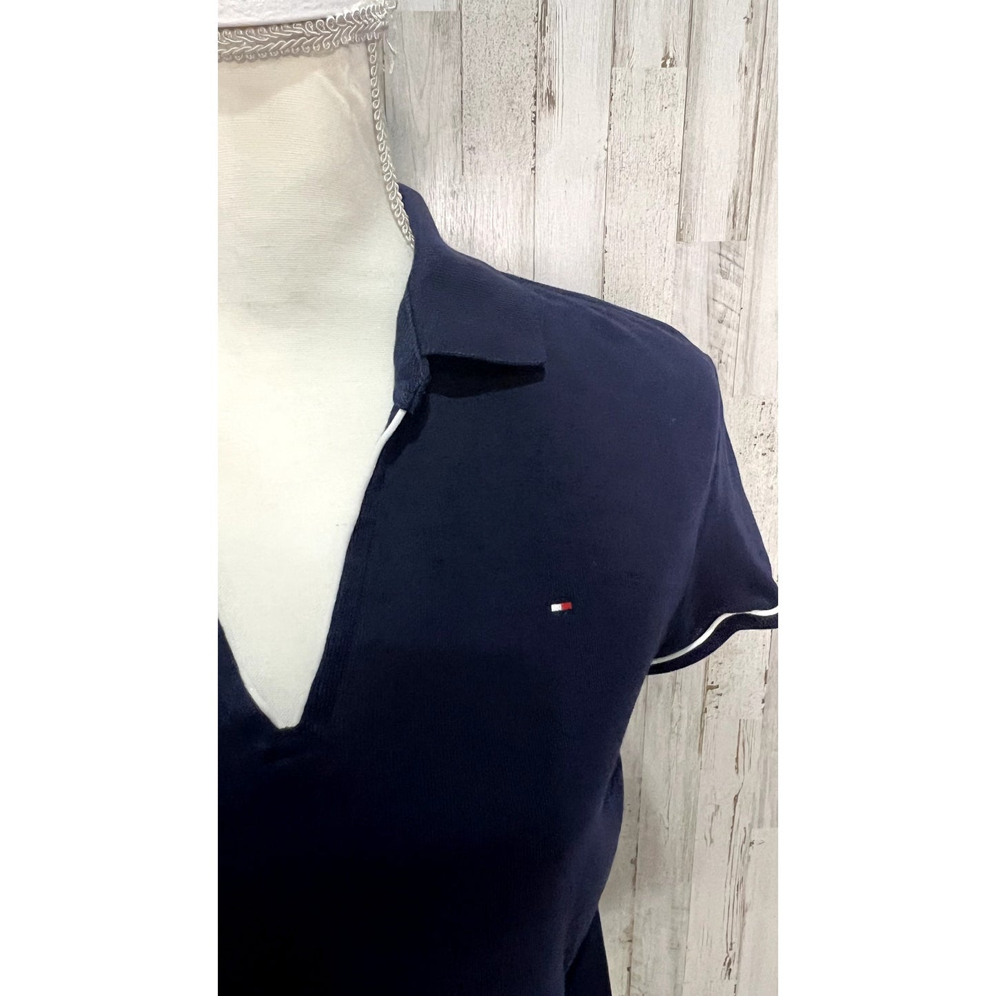 Tommy Hilfiger Women's XL Navy Blue Polo Shirt V-Neck Short Sleeve