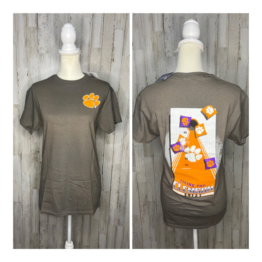 NWT Clemson Tigers "Living the Clemson Life" Cornhole Board Short Sleeve T-Shirt