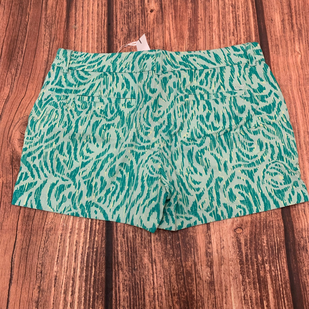 Vineyard Vines Green Zebra Print Day Boat Shorts Size 8