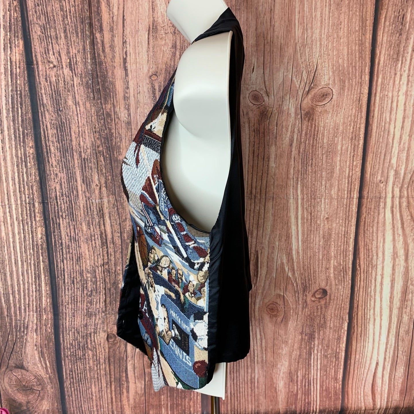 Saddle River Vest Women S/M Multicolor Tapestry Sports Print