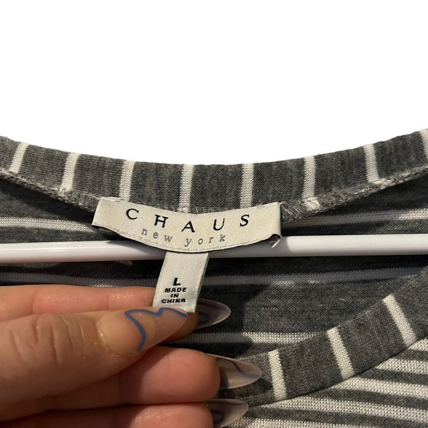 Chaus New York Tunic Top Womens Size Large Gray & White Striped 3/4 Sleeve