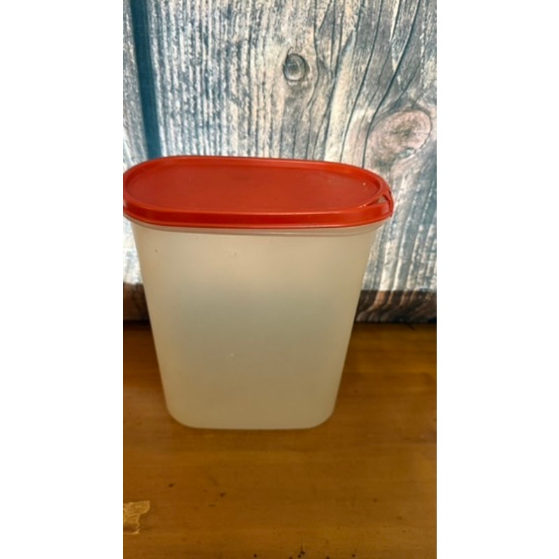 Tupperware Modular Mates Oval 1616-1 Storage Container Red Lid 32 oz