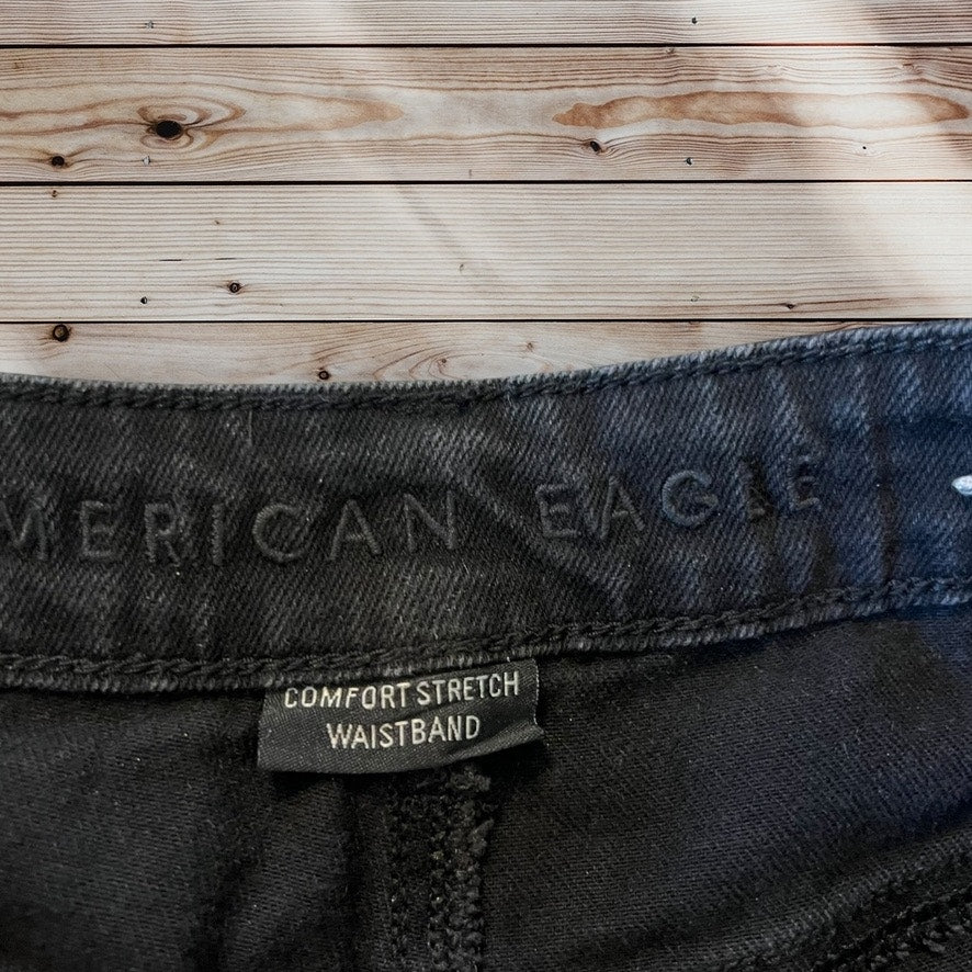 American Eagle Women's Size 2 Long Black Distressed High Rise Mom Jeans