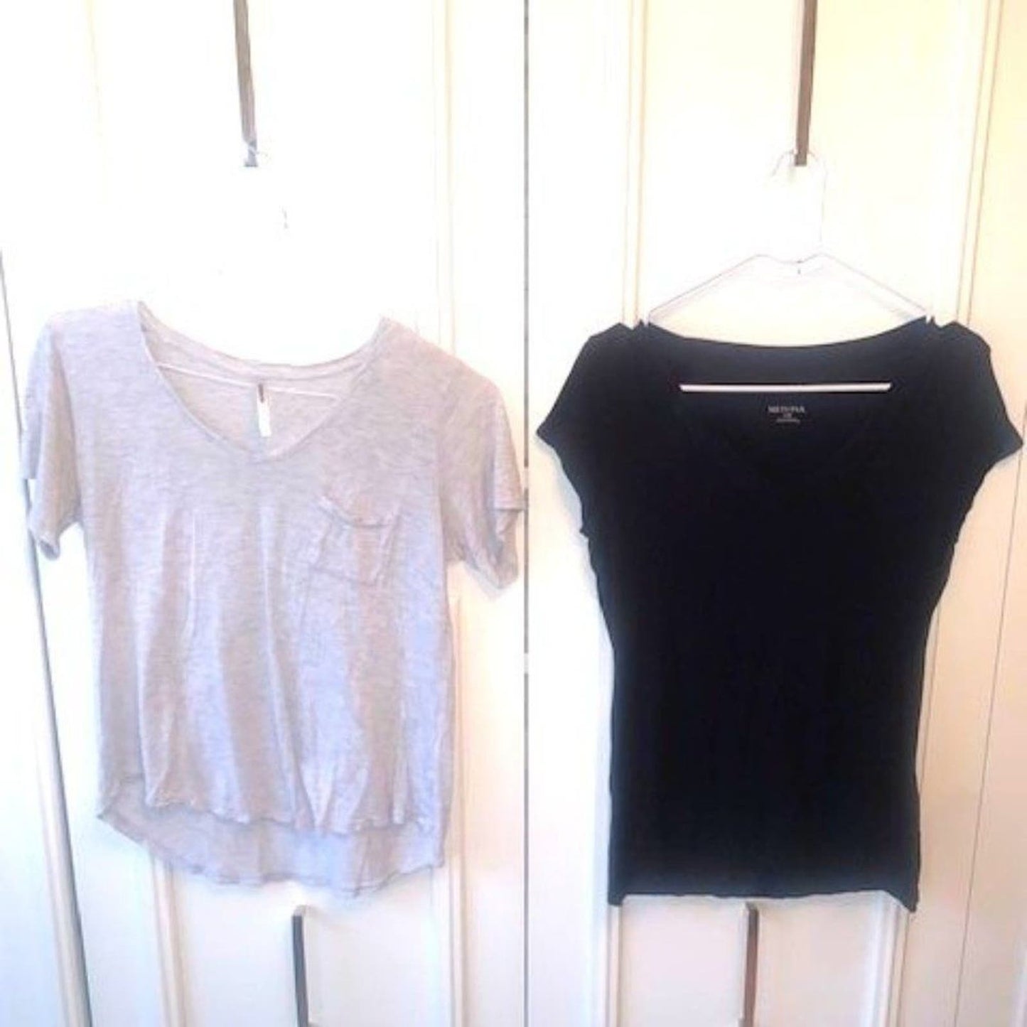 Set 2 grey/black short sleeve v-neck tees M