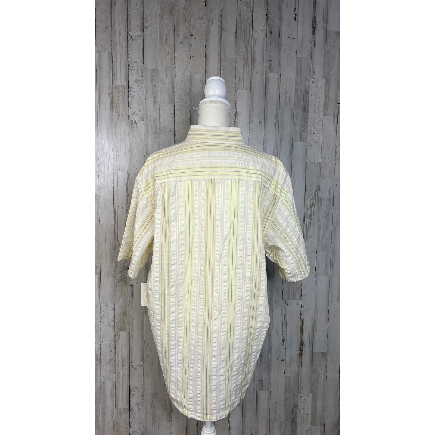 NWT Vintage Van Heusen Men's Large Yellow Striped Short Sleeve Button-Up Shirt