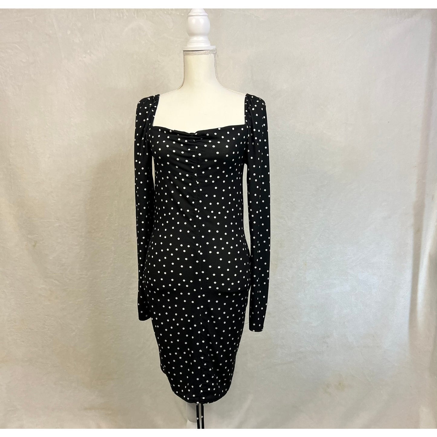 PrettyLittleThing Women's Size 8 Black Polka Dot Bodycon Long Sleeve Midi Dress