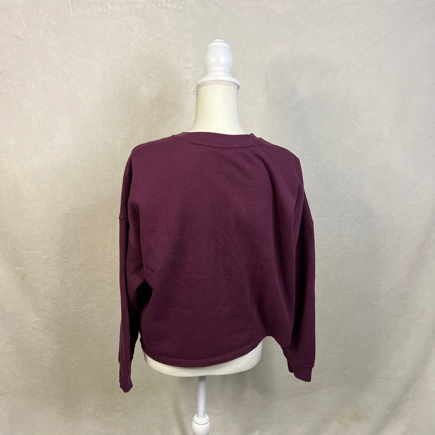 Calvin Klein Women's Medium Maroon Crewneck Long Sleeve Cotton Sweatshirt