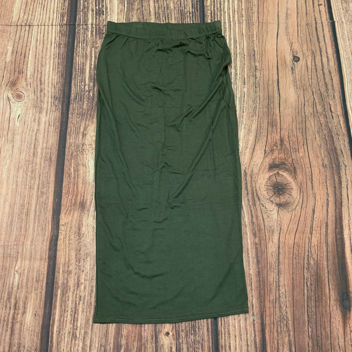 NWT Pretty Little Thing Green Jersey Midi Skirt Size 2