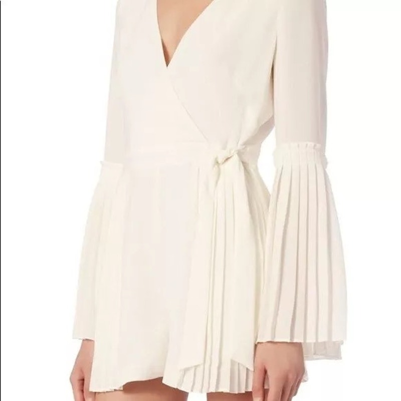 NWT Intermix Women’s Small Kingston Pleated Long Sleeve Ivory Wrap Skort Romper