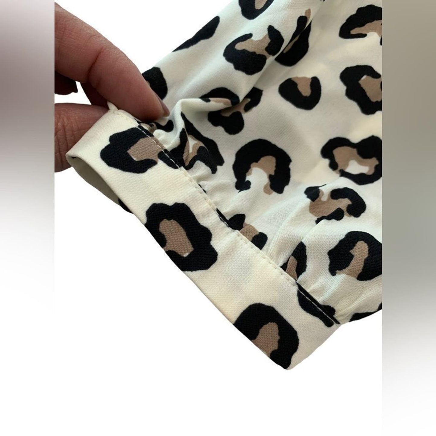 Monteau Cold Shoulder Tie Front Animal Print Top M