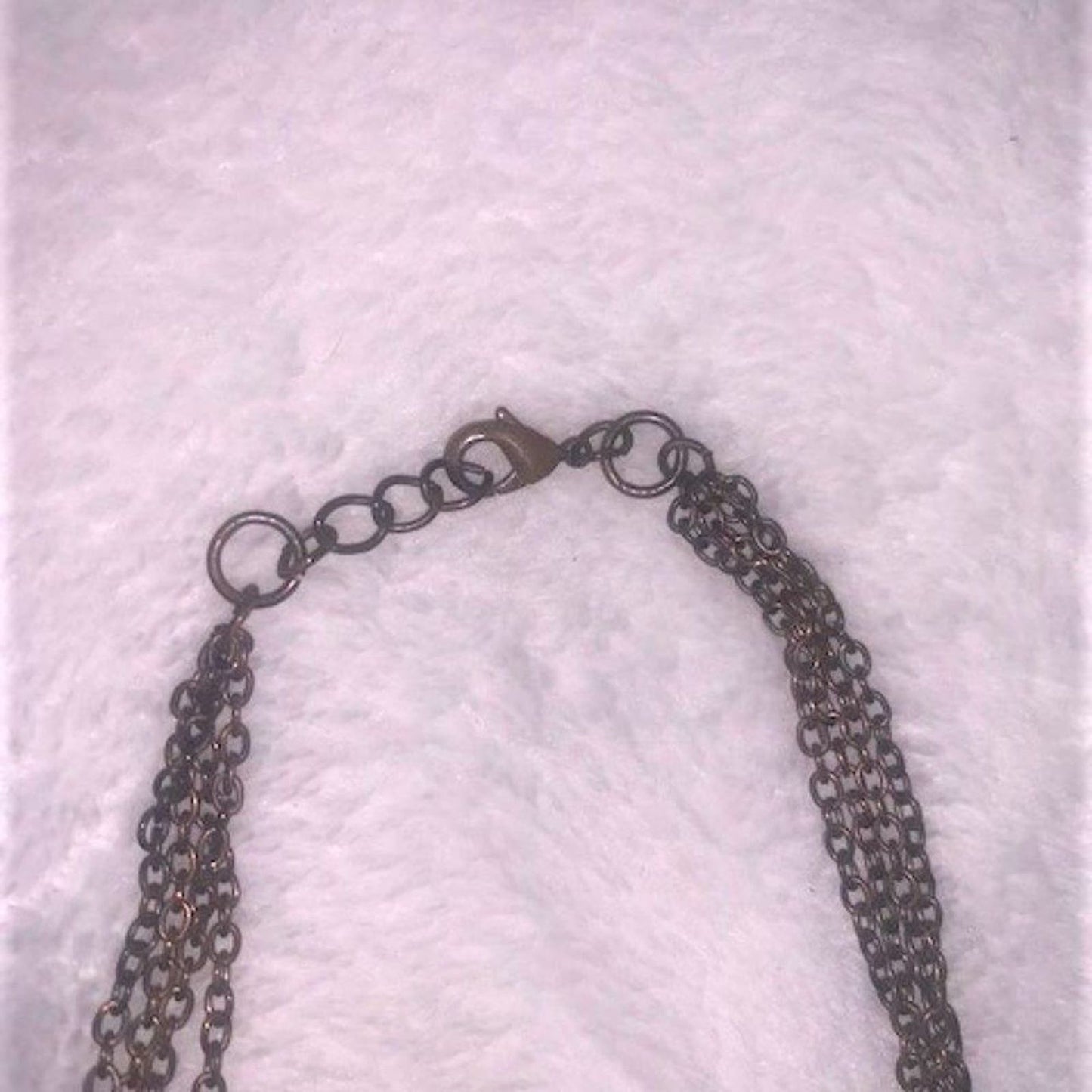 Pink stone pendant necklace 