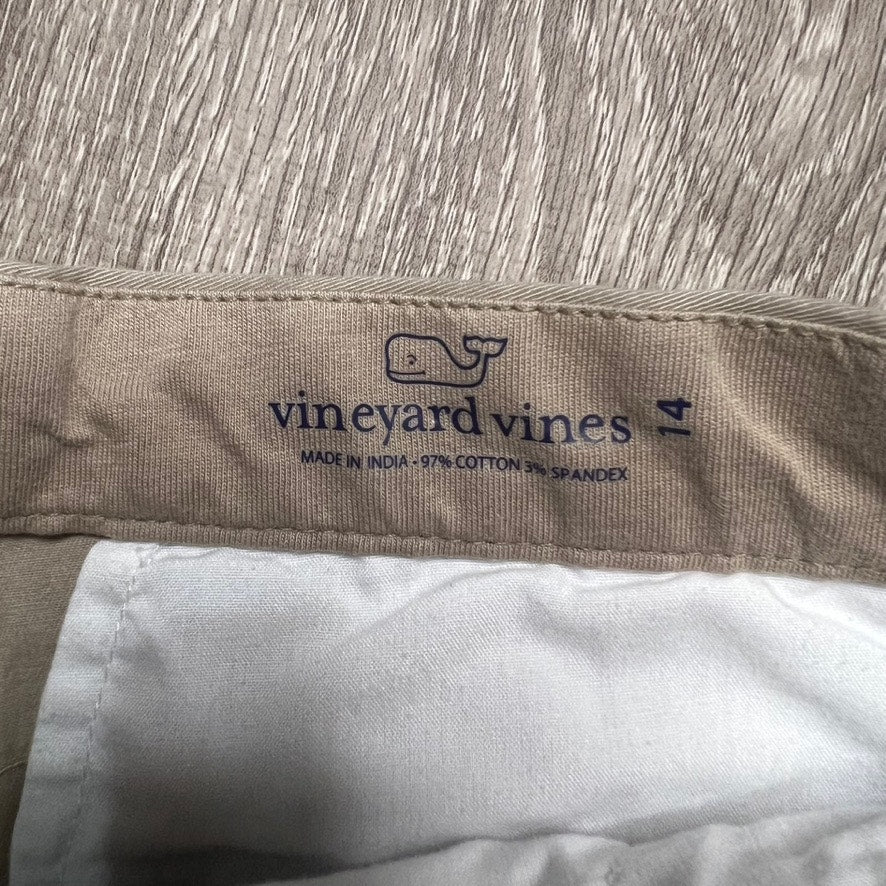 Vineyard Vines Boy’s Beige Chino Shorts Size 14 Casual Summer Wear