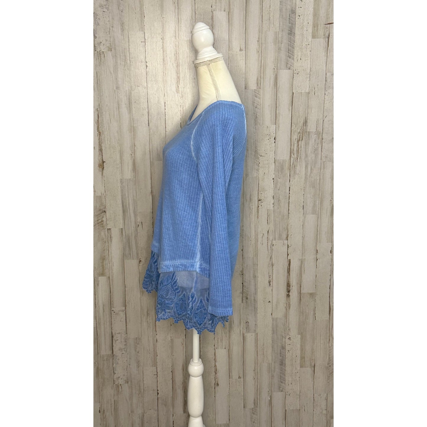 Soft Surroundings Women's XS Blue Waffle Knit Lace Hem Blouse
