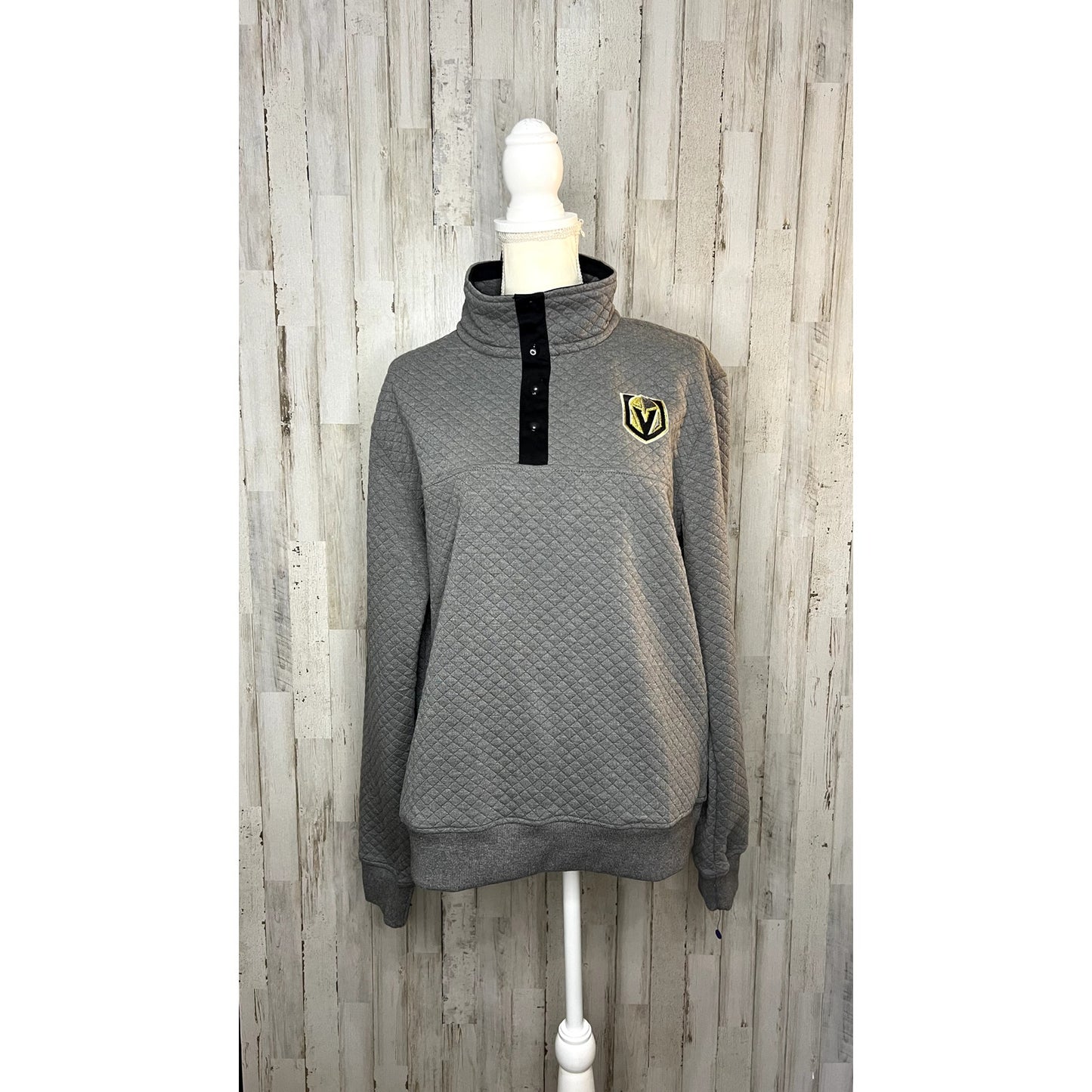 Vegas Golden Knights Men's Large Gray 1/4 Snap Pullover Sweatshirt