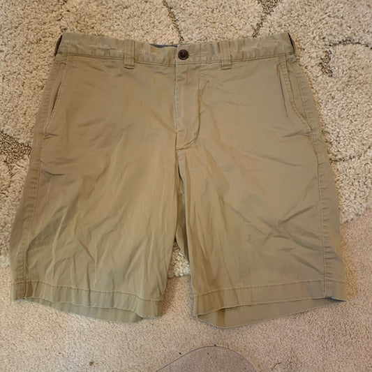 J.Crew Men's Khaki Breathable Easy Chino Shorts Size 31 9" Inseam