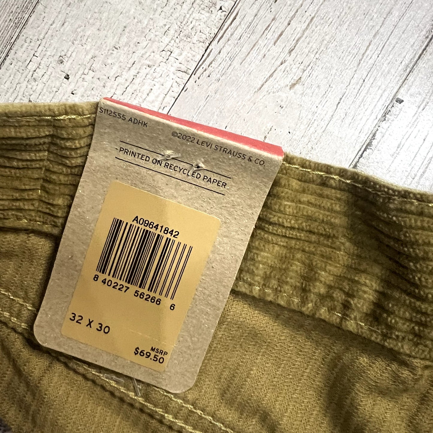 NWT Levi's Men's Corduroy Pants 32x30 Tan Mid Rise Straight Leg