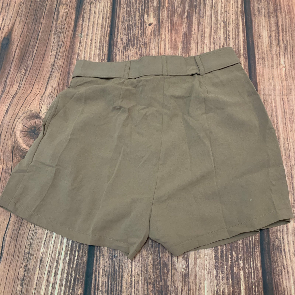 NWT Blue Rain Taupe High Waist Shorts Size Medium Brown Tie Belt