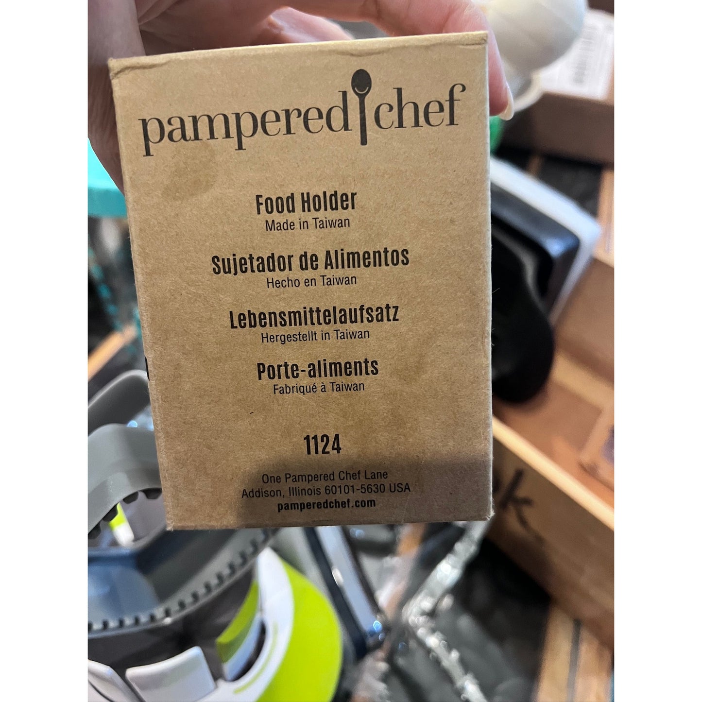 NEW IN BOX Pampered Chef Food Holder Black Safety Grip for Graters & Slicers