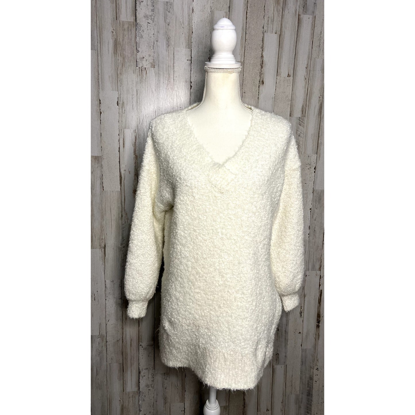 Anthropologie Pilcro Women's XS Ivory V-Neck Tunic Sweater Casual